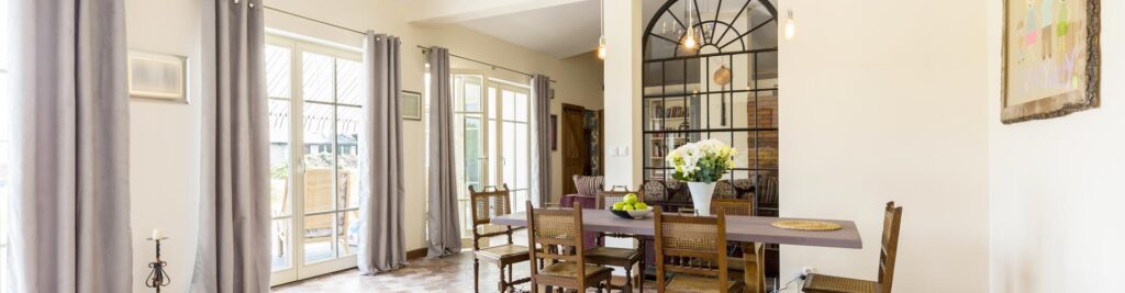 Curtain Shop in Bangalore – Designer Curtains for Modern Homes