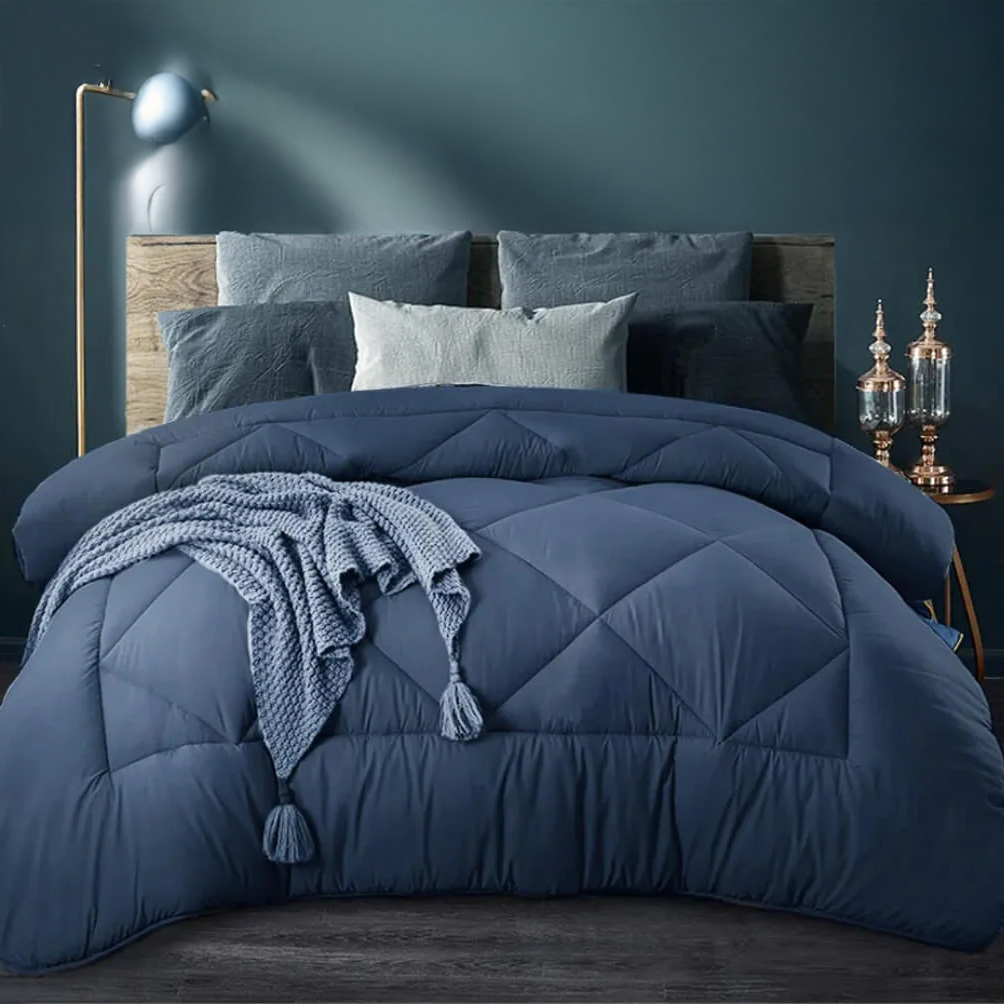 Bed Spread and Quilts